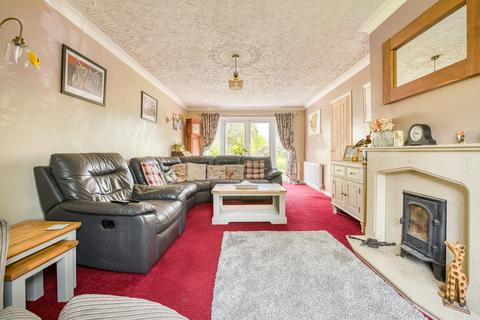 Kylemore Long Street, Galhampton, Yeovil, BA22 7AZ
