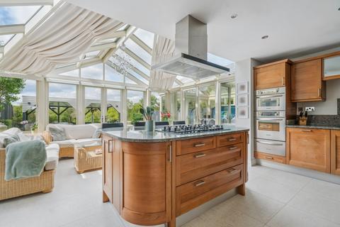 undefined, Arden Mhor, Pinner, HA5