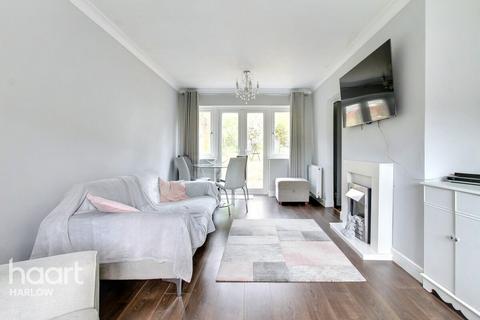 207 Fold Croft, Harlow, CM20 1SW