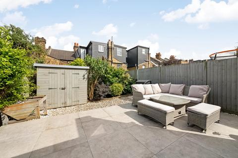 22 Millhouse Place, London, SE27 0UU