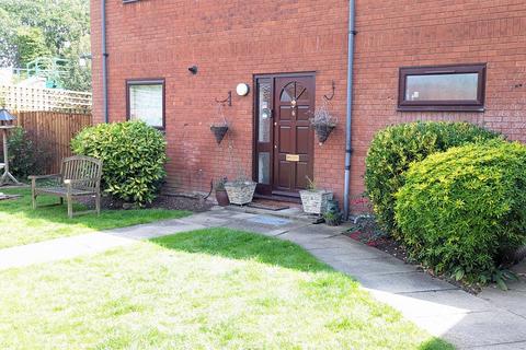2 bedroom maisonette to rent, Laurel Court, Cuffley, Potters Bar