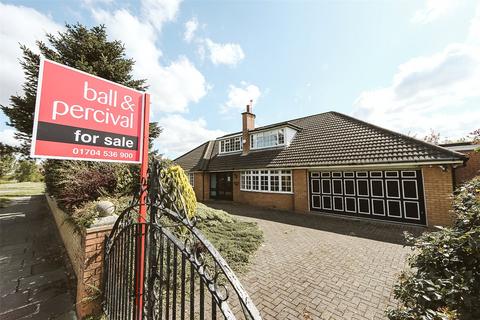 4 bedroom detached house for sale, Fleetwood Road, Southport, Merseyside, PR9