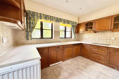 2 bedroom detached bungalow for sale, Bowmont Close, Hutton, Brentwood