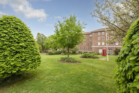 1 bedroom flat for sale, Scott Avenue, Putney, London, SW15
