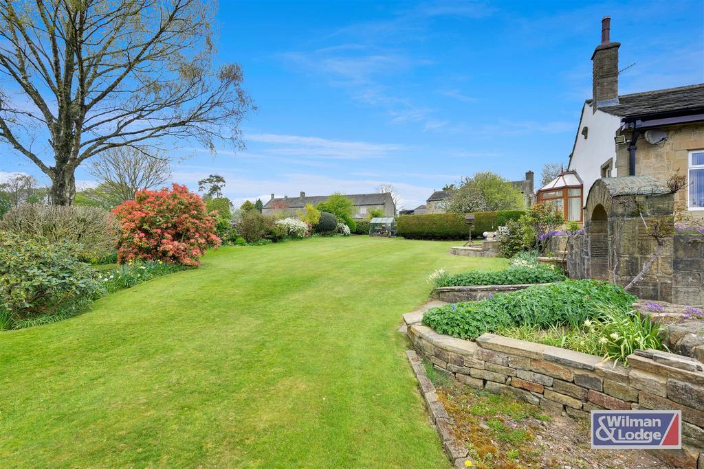 Four Bed Barn Conversion 34