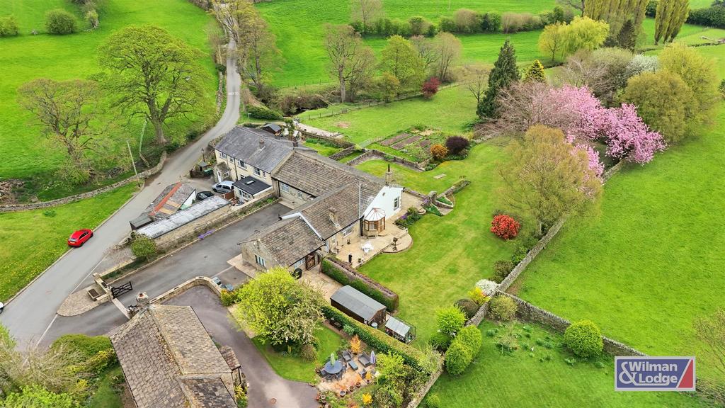 Four Bed Barn Conversion 42