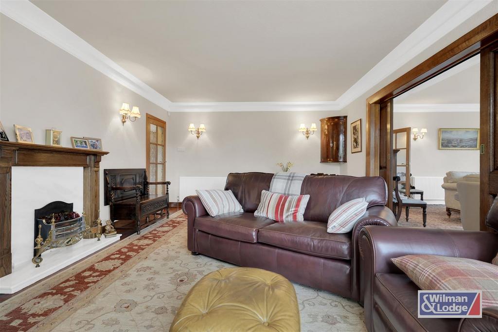 Four Bed Barn Conversion 8