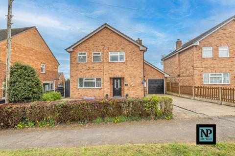 9 Coronation Crescent, Shuttington, Tamworth, B79 0EA