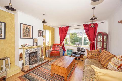 4 bedroom detached bungalow for sale, Mill Lane, Hastings