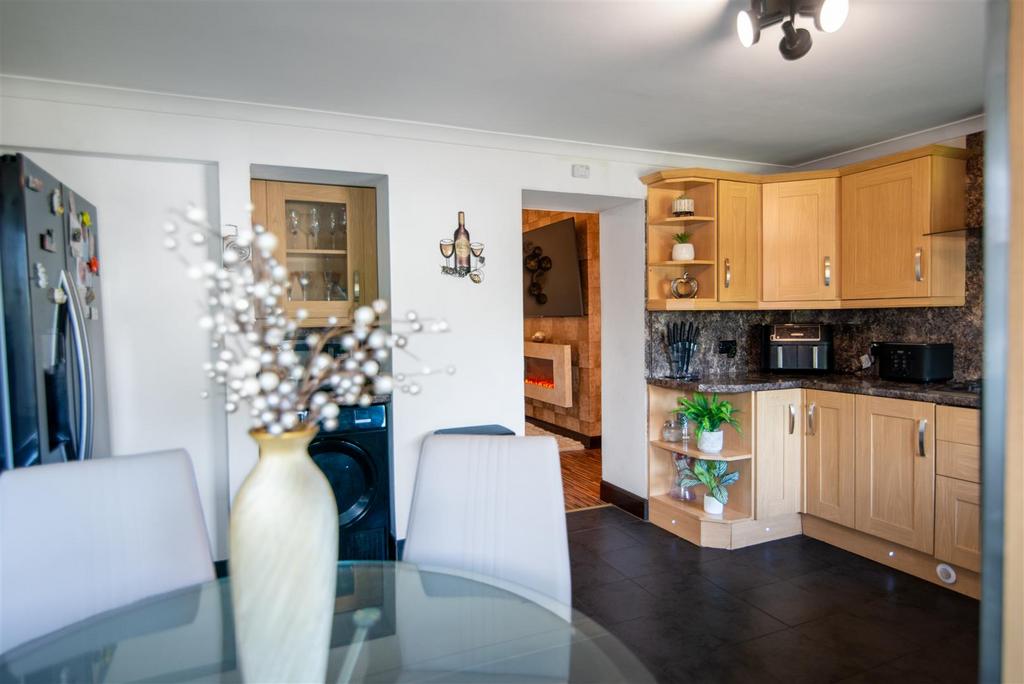 Kitchen-1.jpg