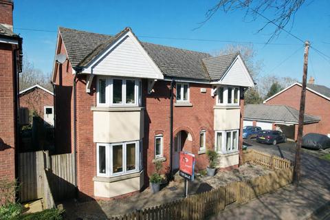 undefined, Culver Street, Newent