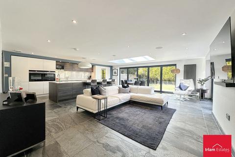 4 bedroom detached house for sale, Bellpit Close, Worsley, M28