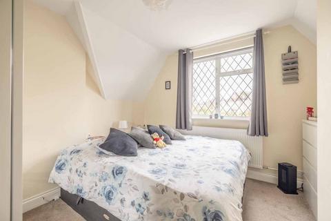 3 bedroom cottage for sale, Richings Way, Richings Park SL0