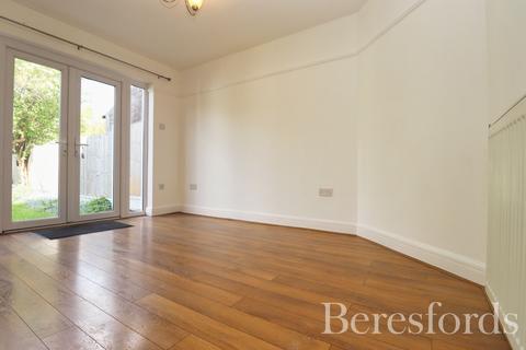 21 Bruce Grove, Chelmsford, CM2 9AX