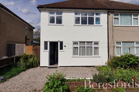 21 Bruce Grove, Chelmsford, CM2 9AX