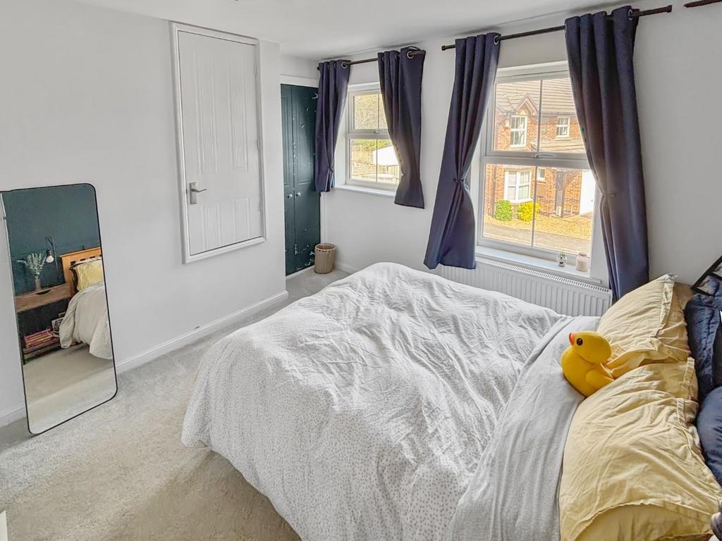 7 - bed 1.jpg