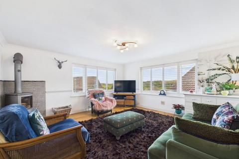 21 Selstone Crescent, Sleights, Whitby, YO22 5DJ