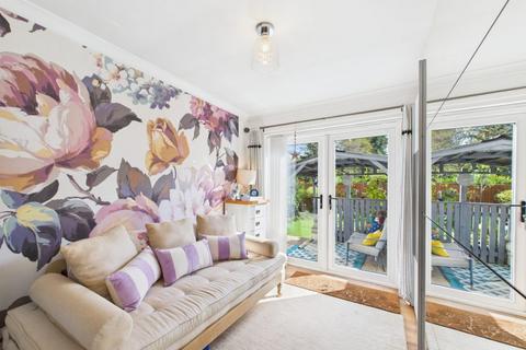 21 Selstone Crescent, Sleights, Whitby, YO22 5DJ