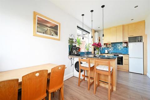 2 Lees Hall Avenue, Sheffield, S8 9JE