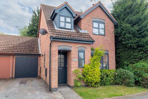 3 bedroom detached house for sale, Manor Close, Worksop, S80