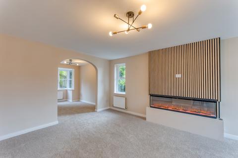 3 bedroom detached house for sale, Manor Close, Worksop, S80