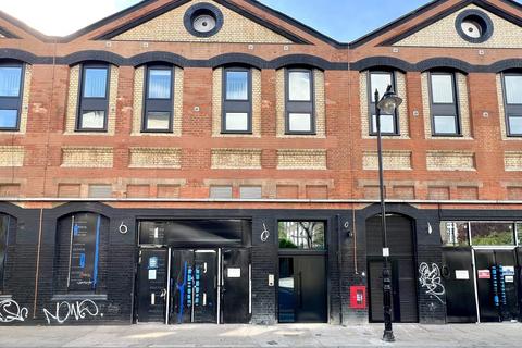 Studio to rent, Cheshire Street