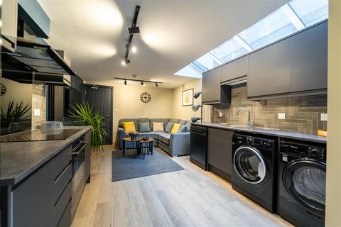 undefined, Heeley Road, Birmingham B29