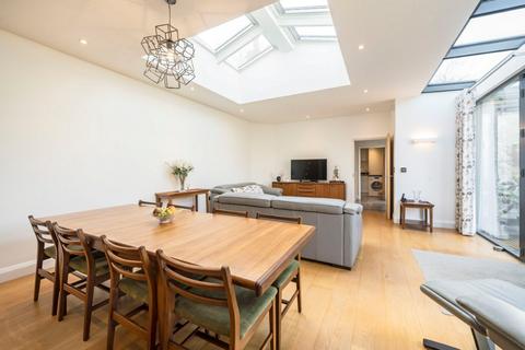 3 bedroom detached house for sale, Garsington Mews, Brockley, SE4