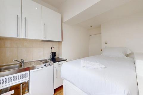 Studio to rent, Talbot Square, London