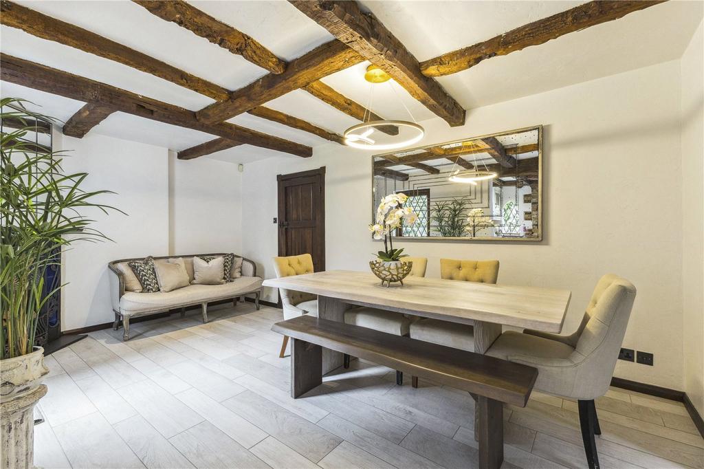 Dining/Family Room