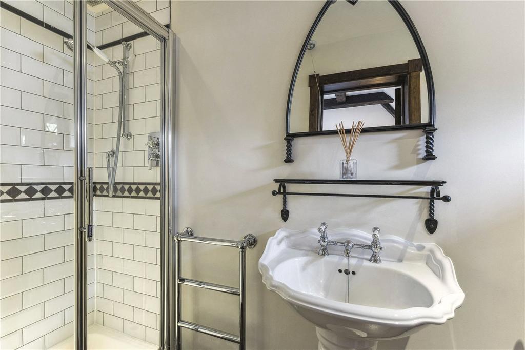 En Suite Shower Room