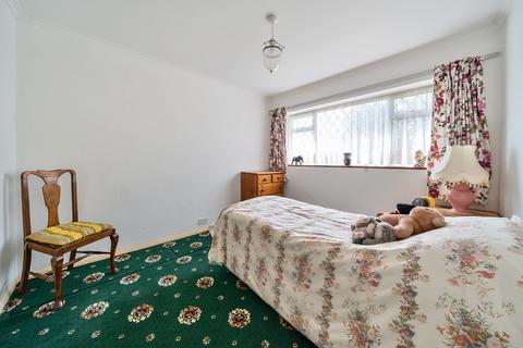 56 Hazell Way, Stoke Poges, Slough, SL2 4DD