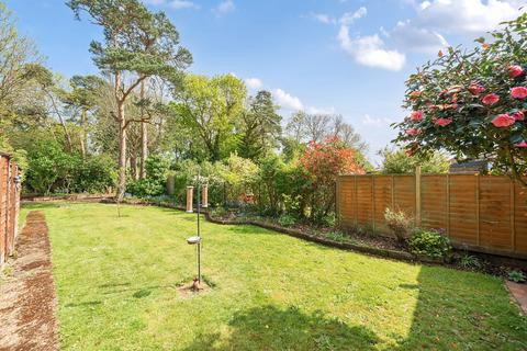 56 Hazell Way, Stoke Poges, Slough, SL2 4DD