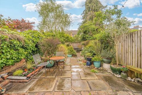 4 bedroom terraced house for sale, Raveley Street, London NW5