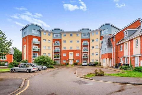 2 bedroom apartment for sale, Rubeck Close, Redhill, Surrey, RH1