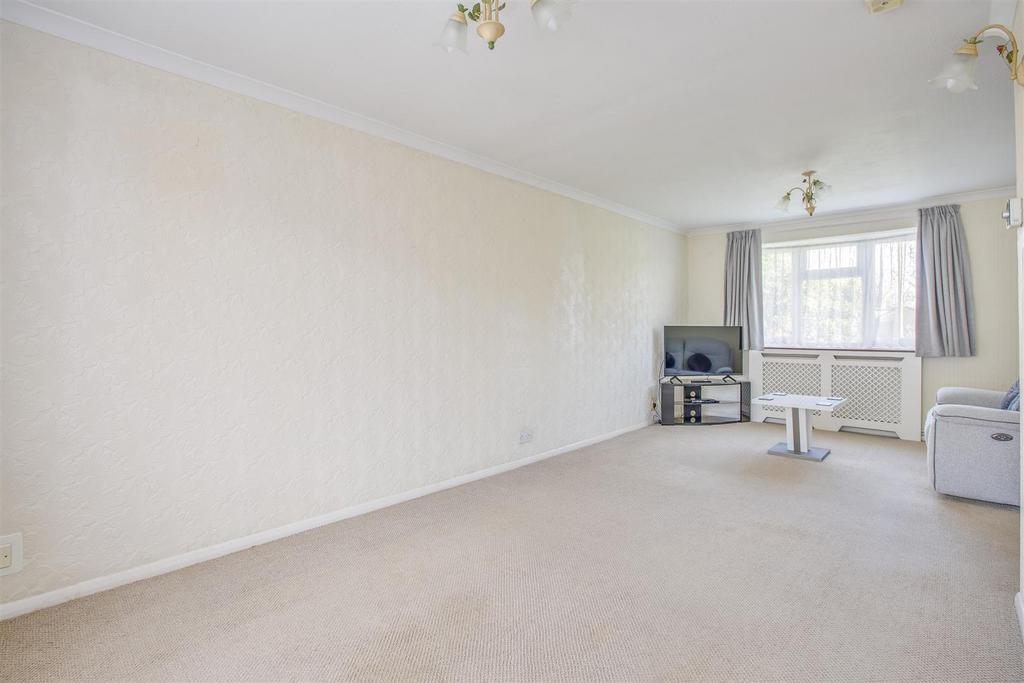 32 Ash Road, HP12 4 SW-9.jpg