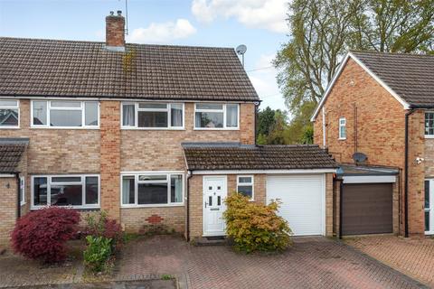 3 bedroom semi-detached house for sale, Whitmore Close, Sandhurst GU47