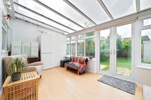 3 bedroom semi-detached house for sale, Whitmore Close, Sandhurst GU47