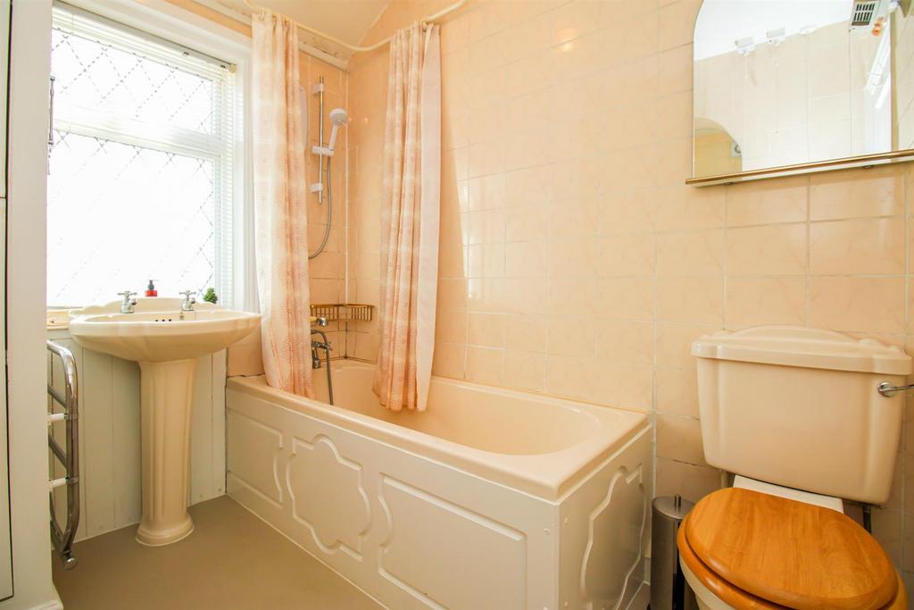 Bathroom/w.c.
