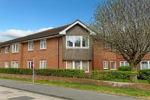 1 bedroom apartment for sale, Irvine Road, Littlehampton BN17