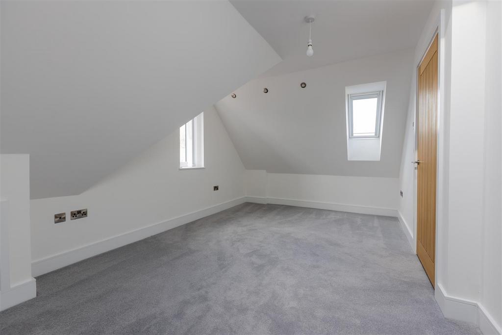 8 Redcroft Heights-14.jpg