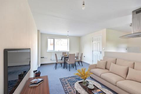 2 bedroom semi-detached house for sale, West Avenue, West Bridgford, Nottingham