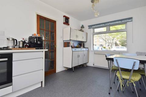 35 Brunswick Square, Herne Bay, CT6 5QE