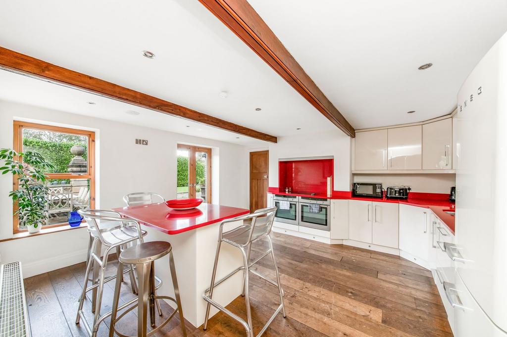Dining kitchen