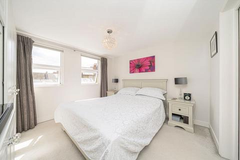 5 Staten Gardens, Twickenham, TW1 4HS