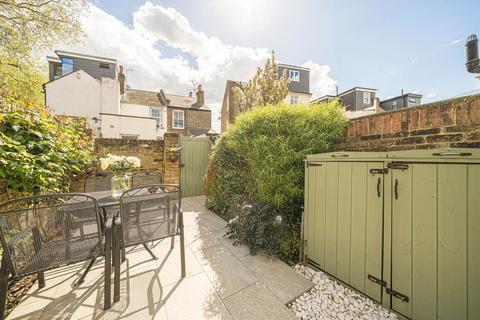 5 Staten Gardens, Twickenham, TW1 4HS