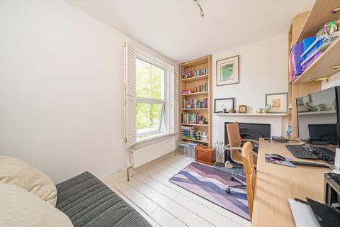 5 Staten Gardens, Twickenham, TW1 4HS