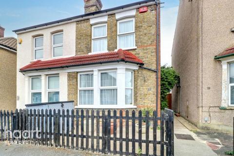 3 bedroom semi-detached house for sale, Drummond Road, Romford, RM7 7EJ