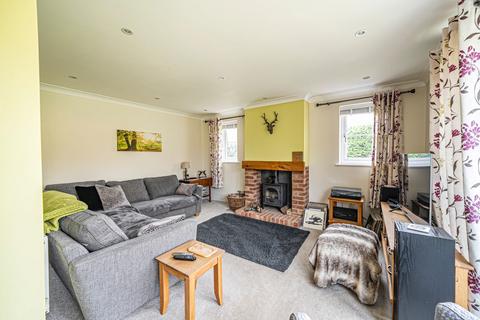 Kayden Fox Lane, Oakley, Basingstoke, RG23 7BB