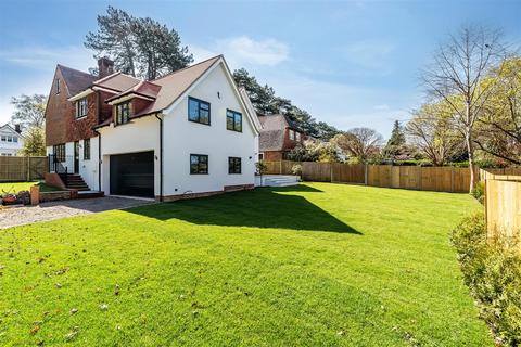 Fir Tree Lodge Fir Tree Road, Leatherhead, KT22 8RF